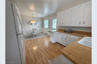 29508 Woodway Drive, Wickliffe, OH 44092 - Photo 17