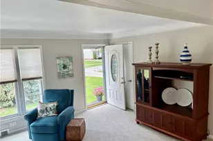 29508 Woodway Dr, Wickliffe, OH 44092 - Photo 5