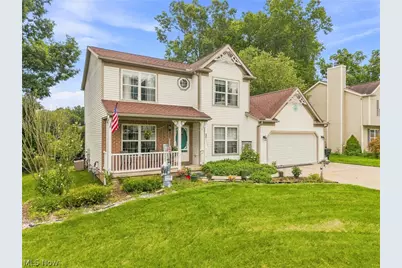 803 Collins Pond Drive, Ravenna, OH 44266 - Photo 5