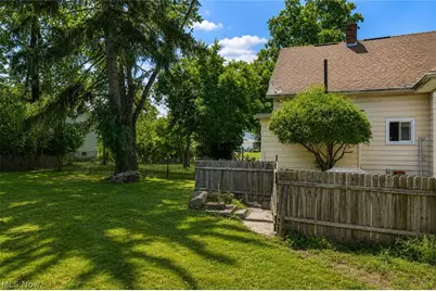 5363 Bartlett Road, Huber Heights, OH 44146 - Photo 35