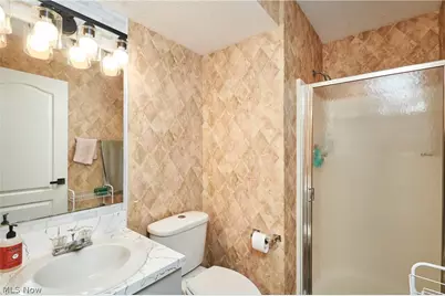 350 Village Pointe Drive #3, Akron, OH 44313 - Photo 15