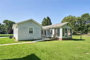 1121 Eastwood Ave, Tallmadge, OH 44278 - Photo 17