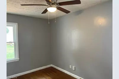757 Davies Avenue, Akron, OH 44306 - Photo 7