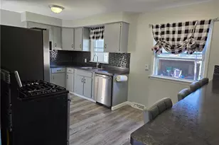 30217 Forestgrove Rd, Willowick, OH 44095 - Photo 5