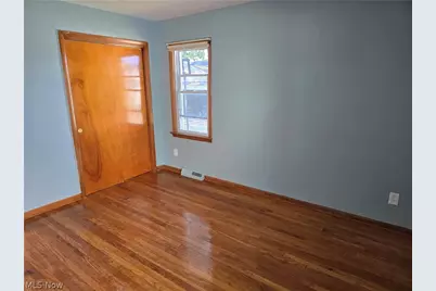 30217 Forestgrove Road, Willowick, OH 44095 - Photo 15