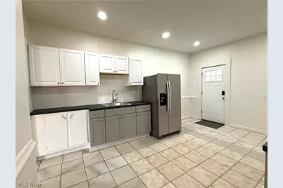417 Steel Street, Youngstown, OH 44509 - Photo 3