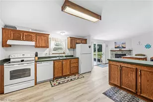 429 Hickory Grove Rd, Deerfield, OH 44411 - Photo 21