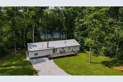 429 Hickory Grove Road, Deerfield, OH 44411 - Photo 1