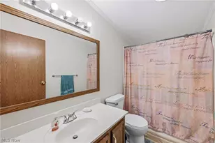 429 Hickory Grove Rd, Deerfield, OH 44411 - Photo 35