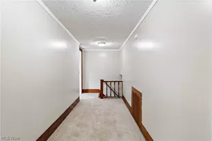 132 31st St SW, Barberton, OH 44203 - Photo 21
