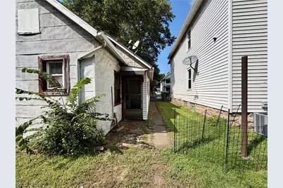 1015-1017 Auburn Avenue, Loveland, OH 44113 - Photo 19