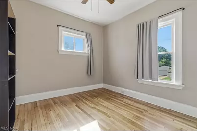 2095 Chesterland Avenue, Oakwood, OH 44107 - Photo 35