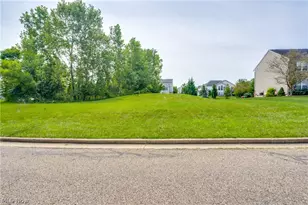 308 52nd St NW, Canton, OH 44709 - Photo 1