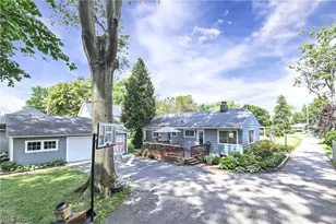 33081 Lake Rd, Avon Lake, OH 44012 - Photo 15