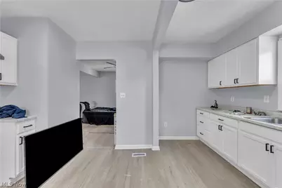 2153 W 106th Street, Loveland, OH 44102 - Photo 7