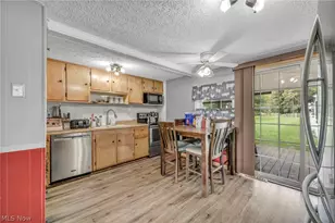 11690 Durkee Rd, Grafton, OH 44044 - Photo 13