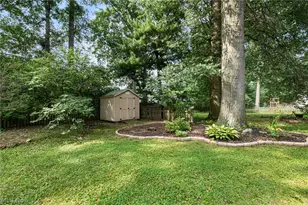 335 Vassar Ave, Elyria, OH 44035 - Photo 35
