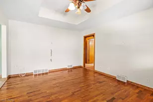 86 E Market St, Seville, OH 44273 - Photo 7