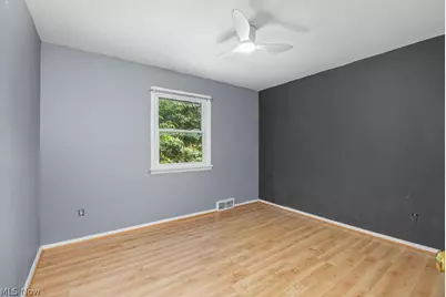86 E Market Street, Seville, OH 44273 - Photo 15