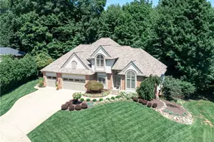 2039 Bent Creek Trail, Cuyahoga Falls, OH 44223 - Photo 3