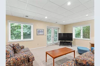 2039 Bent Creek Trail, Cuyahoga Falls, OH 44223 - Photo 33
