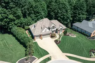 2039 Bent Creek Trail, Cuyahoga Falls, OH 44223 - Photo 41