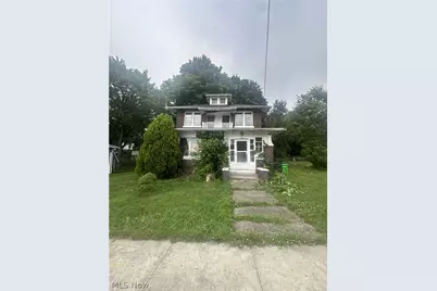 1043 S Webb Avenue, Alliance, OH 44601 - Photo 1