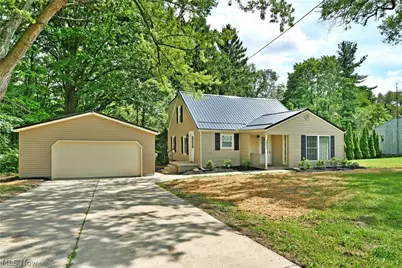 1911 Hubbard Thomas Road, Hubbard, OH 44425 - Photo 45