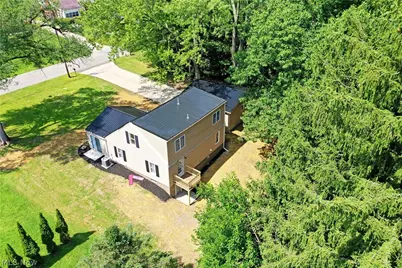 1911 Hubbard Thomas Road, Hubbard, OH 44425 - Photo 3
