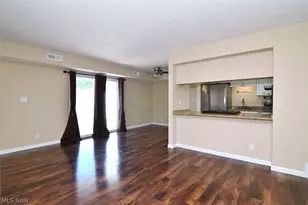 8117 Puritan Dr, Mentor, OH 44060 - Photo 9