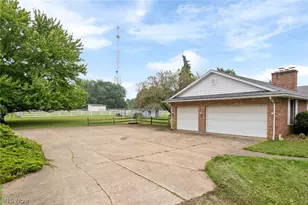 2644 Mount Eaton Road S, Dalton, OH 44618 - Photo 35