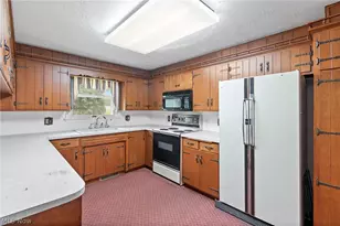2644 Mount Eaton Road S, Dalton, OH 44618 - Photo 13