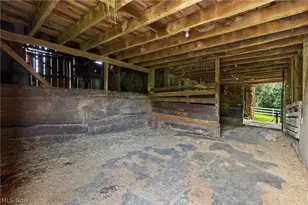 48211 Moore Rd, East Liverpool, OH 43920 - Photo 43