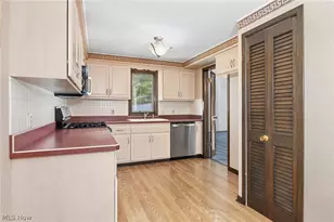 5058 Millwood Dr, Grandview Heights, OH 44147 - Photo 17