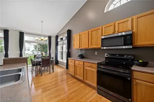 5052 Forestland Ct, Brunswick, OH 44212 - Photo 11