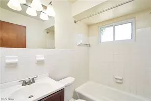 926 Russell Ave, Akron, OH 44307 - Photo 11