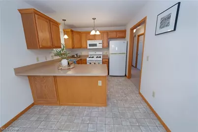 854 Susan Road, Ravenna, OH 44266 - Photo 9