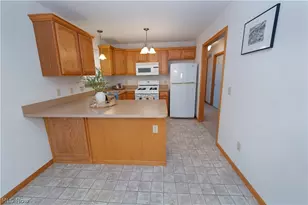 854 Susan Rd, Ravenna, OH 44266 - Photo 9