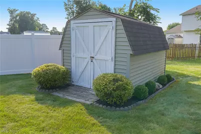 854 Susan Road, Ravenna, OH 44266 - Photo 5