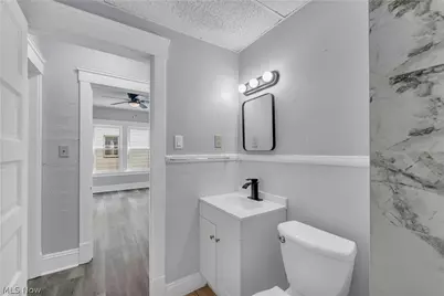 1041 E 146th Street, Loveland, OH 44110 - Photo 17