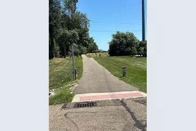 5030 Gardendale Avenue NE, Canton, OH 44714 - Photo 11