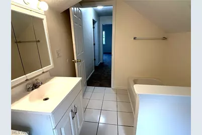 881 Harbor Street, Conneaut, OH 44030 - Photo 33