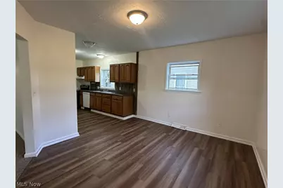 881 Harbor Street, Conneaut, OH 44030 - Photo 5