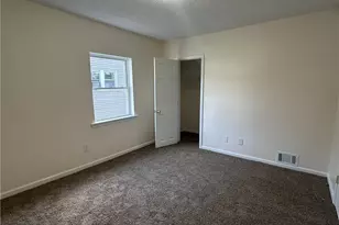881 Harbor St, Conneaut, OH 44030 - Photo 25