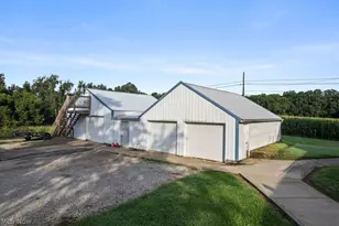 298 Hocking Rd, Coolville, OH 45723 - Photo 33