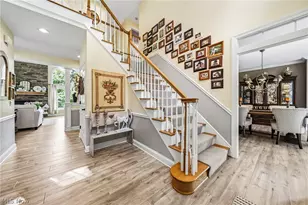 10704 Majesty Ln, Concord Twp, OH 44077 - Photo 3
