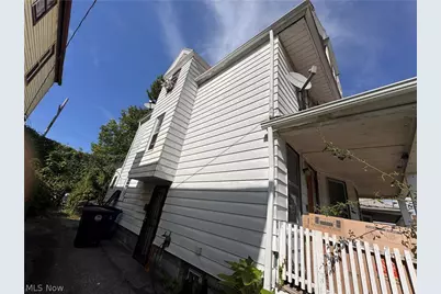 10907 Hull Avenue, Loveland, OH 44106 - Photo 3