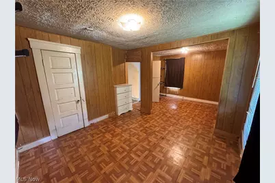 10907 Hull Avenue, Loveland, OH 44106 - Photo 7