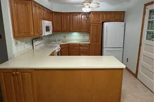 9299 Gilbert Rd, Ravenna, OH 44266 - Photo 9