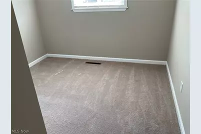 38397 Dolores Drive, Eastlake, OH 44095 - Photo 15